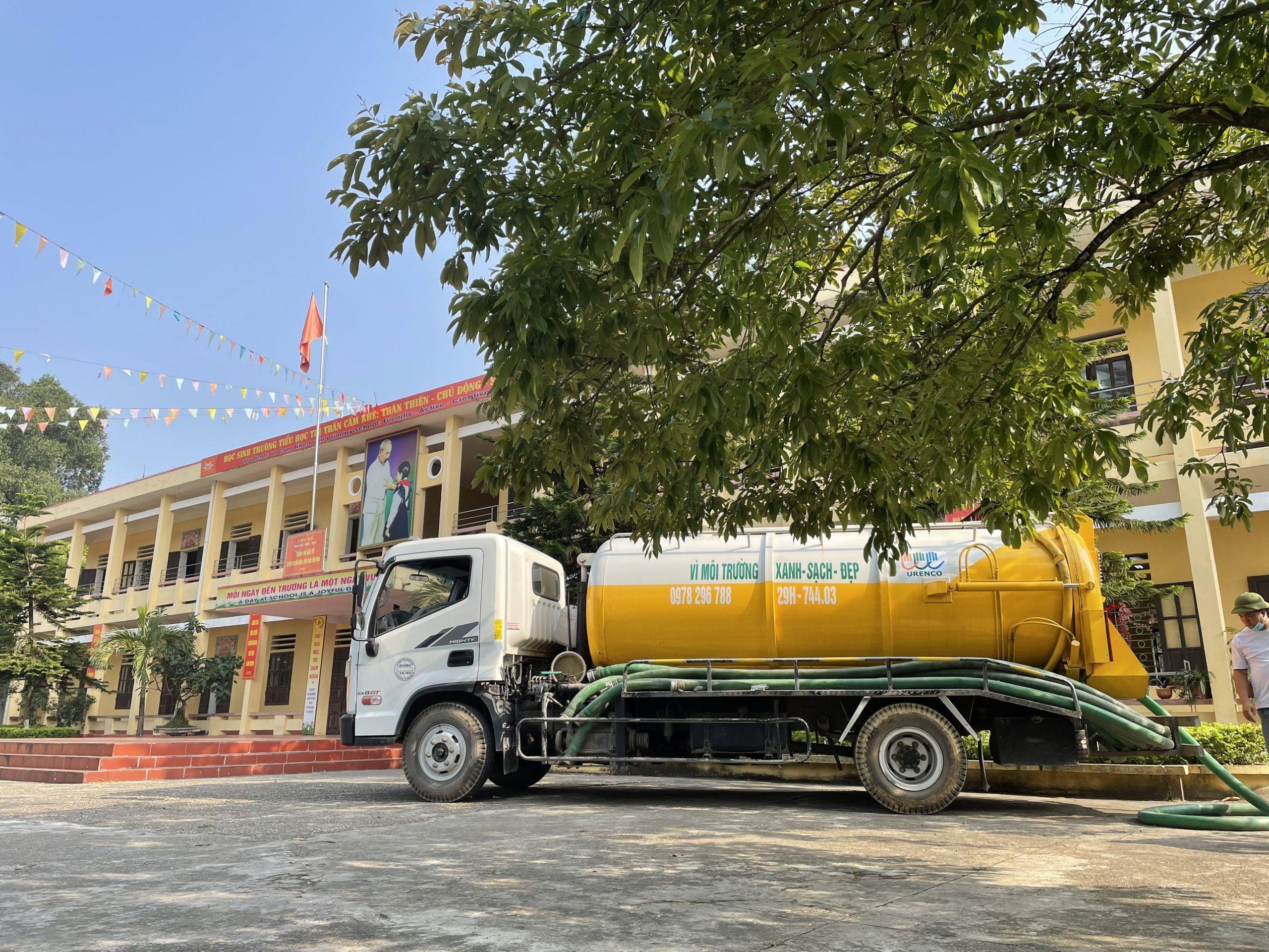 hút bể phốt giá rẻ